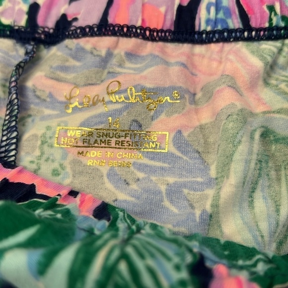 Lilly Pulitzer pajama bottoms size 14 - Picture 3 of 3